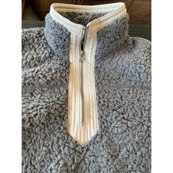 ABERCROMBIE & FITCH Soft A&F Sherpa Collection Size Medium Grey Fleece Jacket - Picture 4 of 9